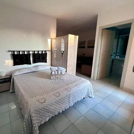 Apartment Ampio E Confortevole Monolocale Iun R1853 Quartu Sant'Elena